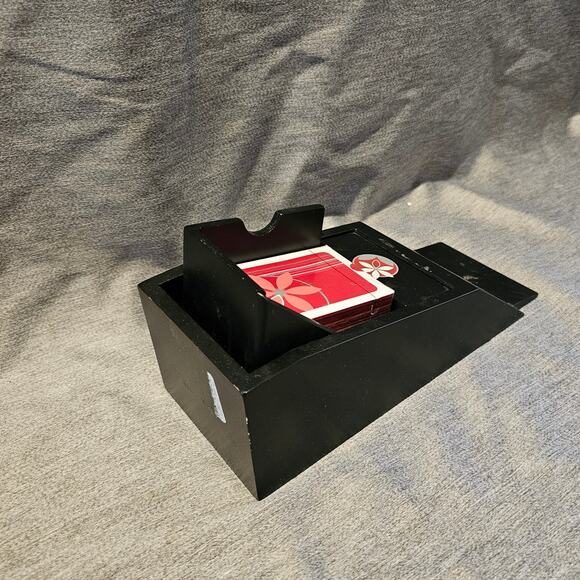 Dealer Playing Card Shoe Black w/ 2 decks of cards EUC - Picture 3 of 3